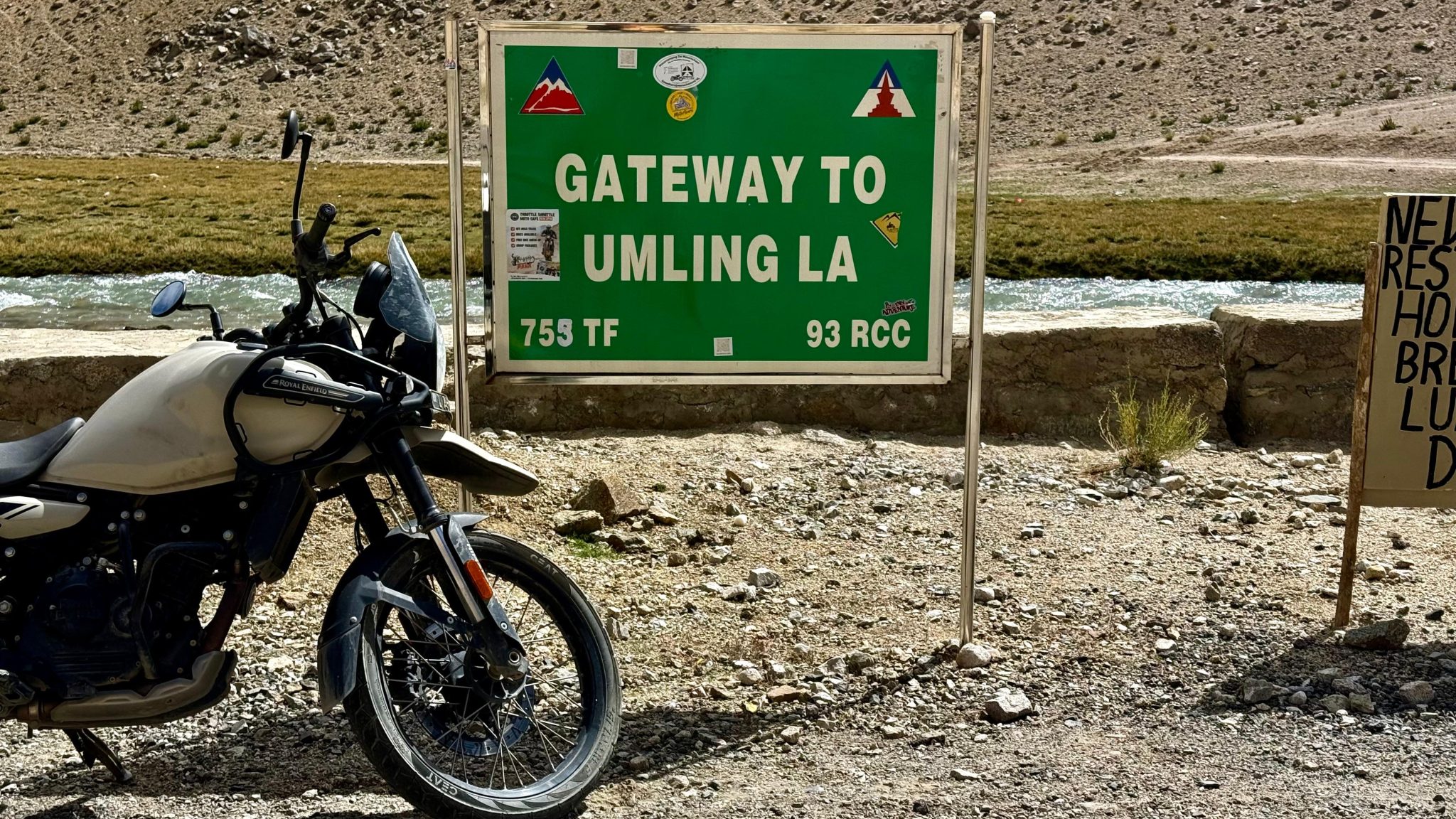 Gateway To Umling La
