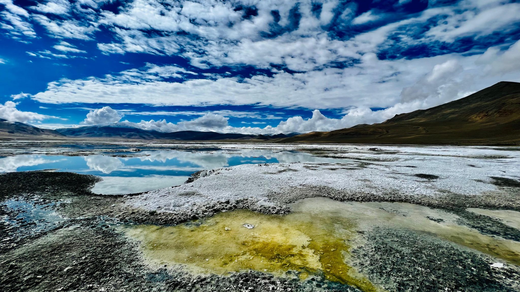 Tos Kar Lake